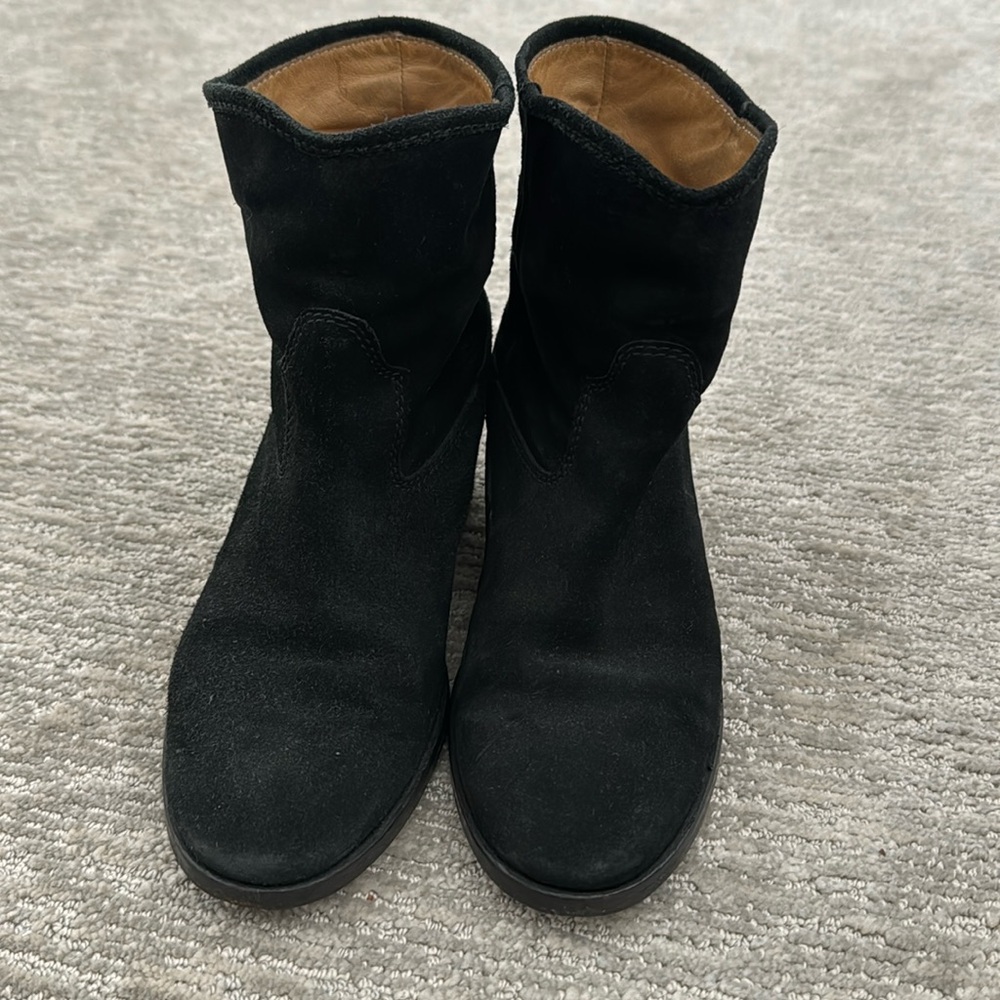 Scoop NYC Black Hidden wedge boot